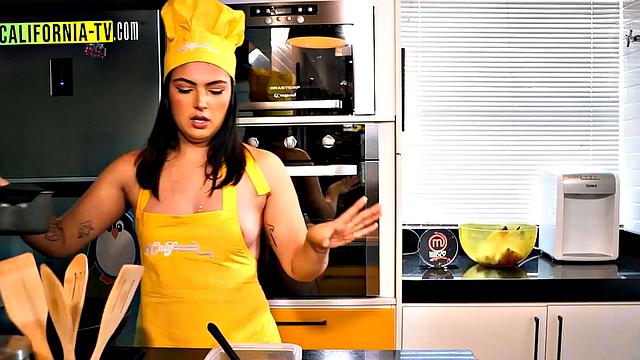 Naughty influencers spotted without panties and breasts out at the market!