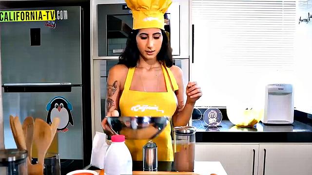 Naughty influencers spotted without panties and breasts out at the market!