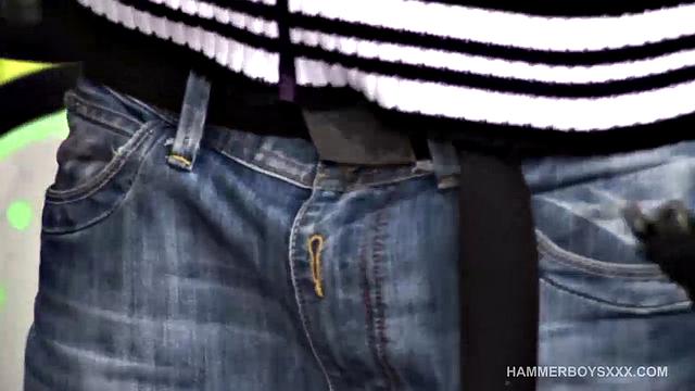 Garry Hanson Jerks Off