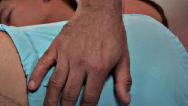 Real amateur DILF drills twunk raw