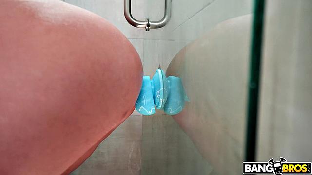 I Need You To Fuck With This