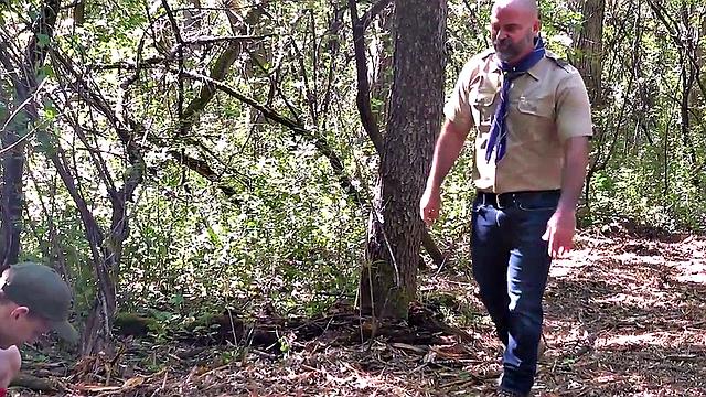 Bottom twink barebacked by scout