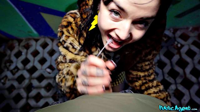 Sexy French student gives public blowjob