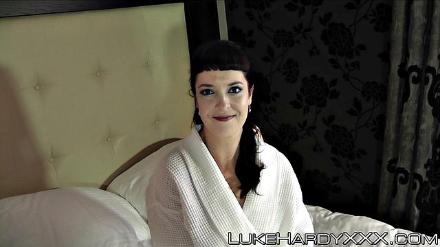 Slutty Elita enjoys her anal creampie