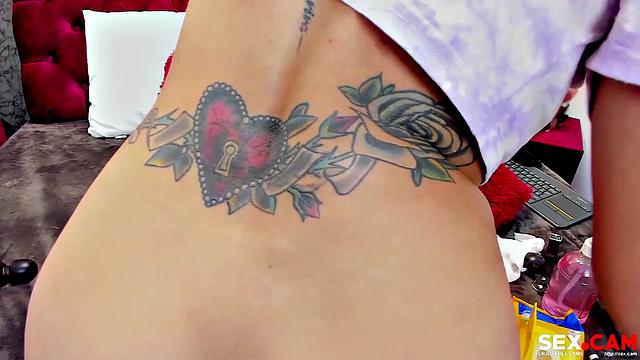 Redhead woman anal fuck