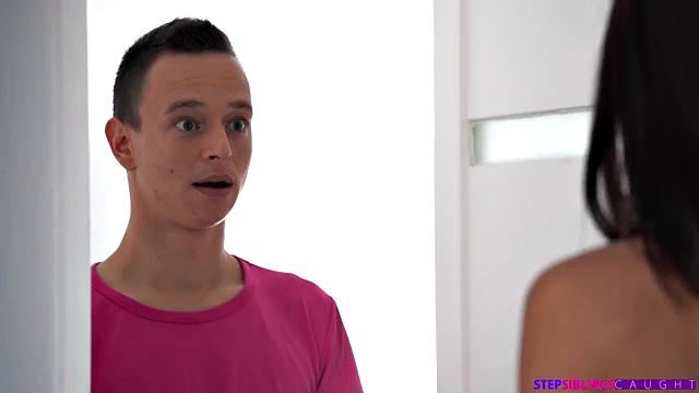 Quit Spying and Come Bang Me - S27:E2