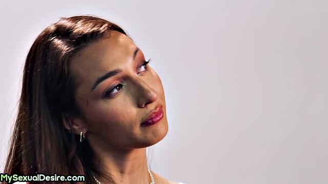 Busty 21yo petite solo fingerfucking