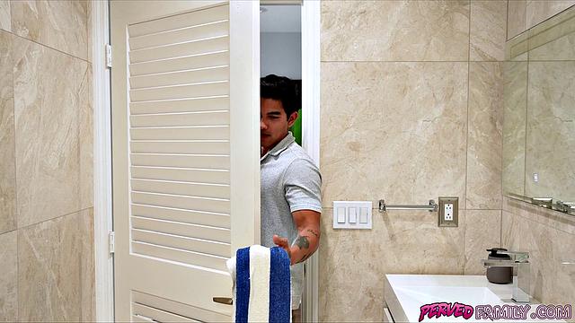 Yes, I only want YOUR dick stepbro