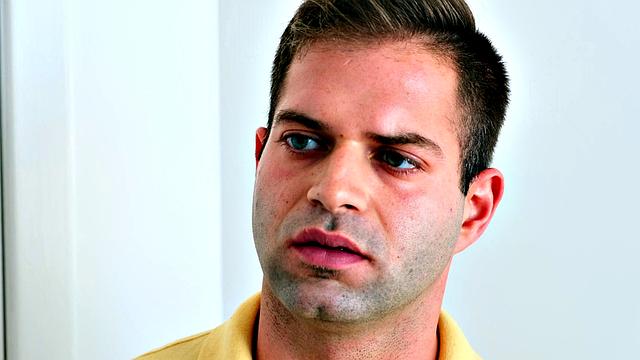 Holly Wood's House-Warming Party Heats Up