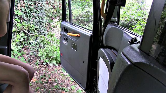 Scottish Lass gets her pussy creampied while getting her doggystyle work from behind