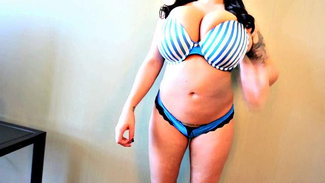 Leanne Crow - Pinup Stripes