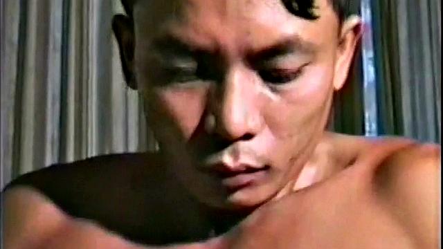 Asian twink analsmashed by horny boyfriend