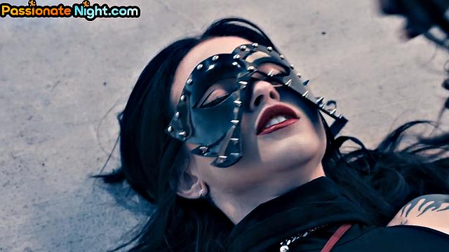 Stunning ebony bae gets doggystyled