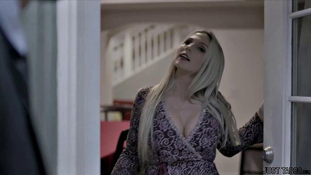 Screw Me While My Hubby Watches!