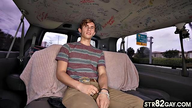 Naive straight gets cocksucked in van