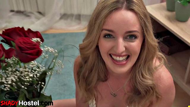 Stunning sluts pussydrilled in 3way