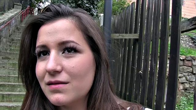 Bubble Butt Babe with a bald pussy gets fucked in a car