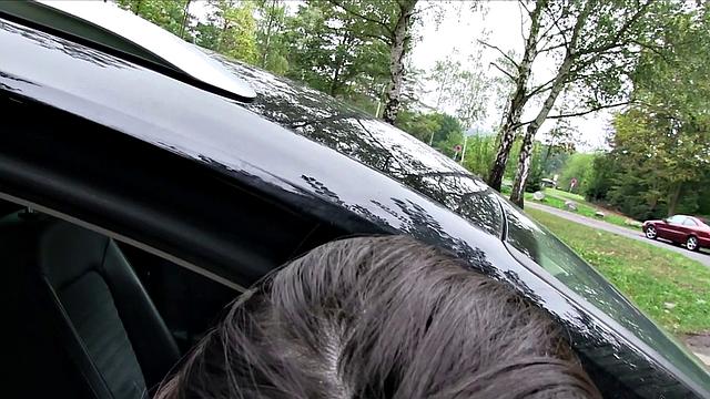 Bubble Butt Babe with a bald pussy gets fucked in a car