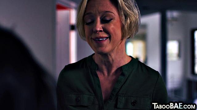 Big-titted MILF licked by Asian babe