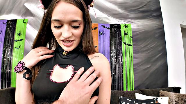 Don't You Like My Outfits, Stepdaddy?