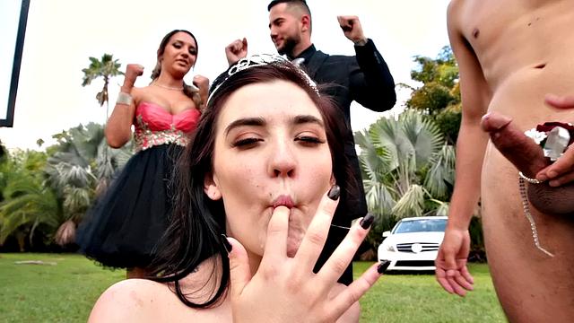 Prom Queen's Pussy