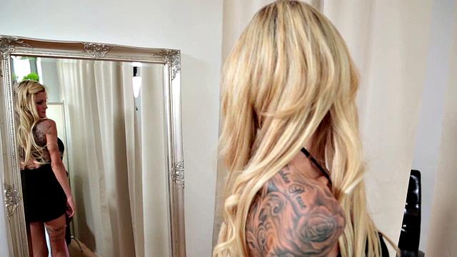 Lesbian Duo in Boutique