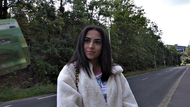 Public 21yo babe fucks and sucks stranger's outdoor