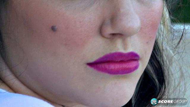 Big Tit Skinny Dip: Dors Feline