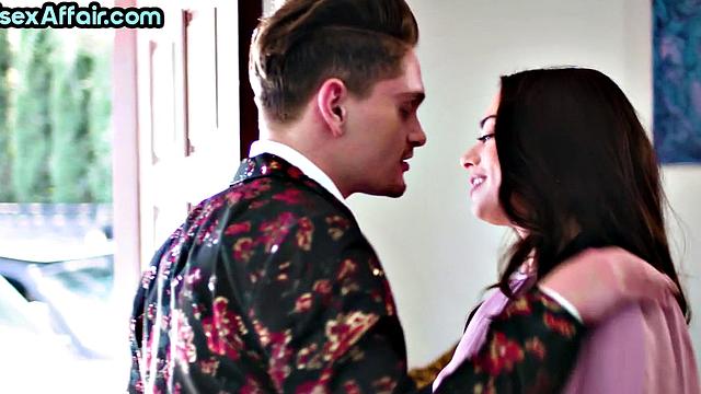 Stunning babe deepthroating cock