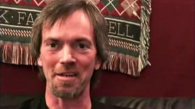 Скотт не сдерживается на третьей и четвертой встречах с опытной дамой