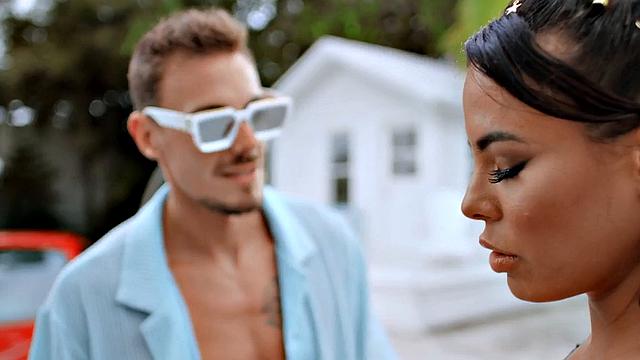 Big booty babe squirting while bouncing on a cock outdoors