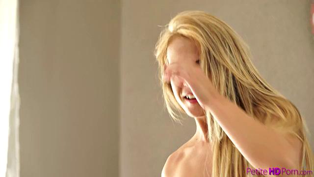 Show Me More - S12:E7