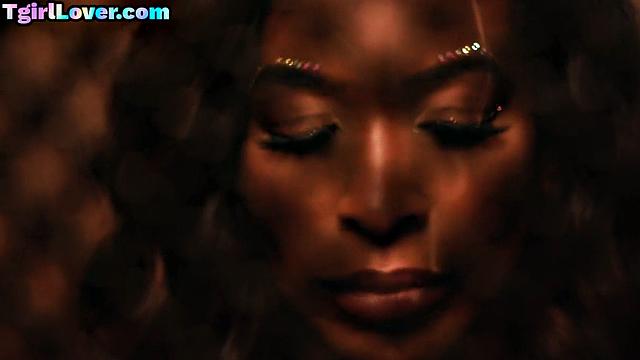 Black ebony trans bends for nubian lesbian