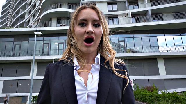 Inked amateur fooled by agent