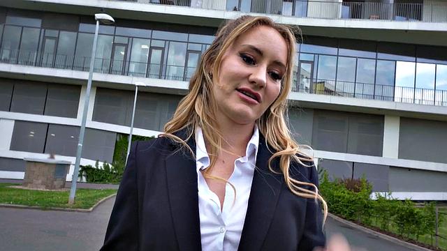 Inked amateur fooled by agent