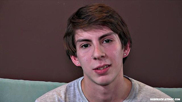 джорджио трахается с нико без резинки и кончает в него