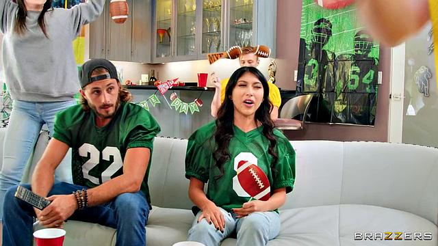 Mom Throws A Football Party!