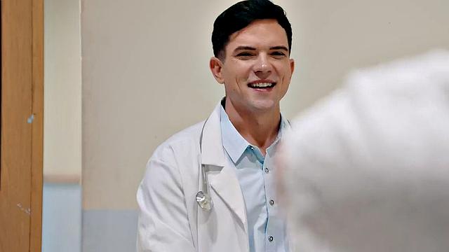 Tattooed gay doctor fucks patient in hospital