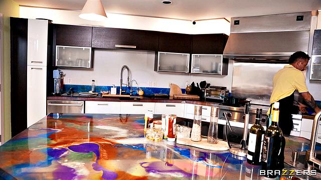 She Goes Crazy For Cum-droplets