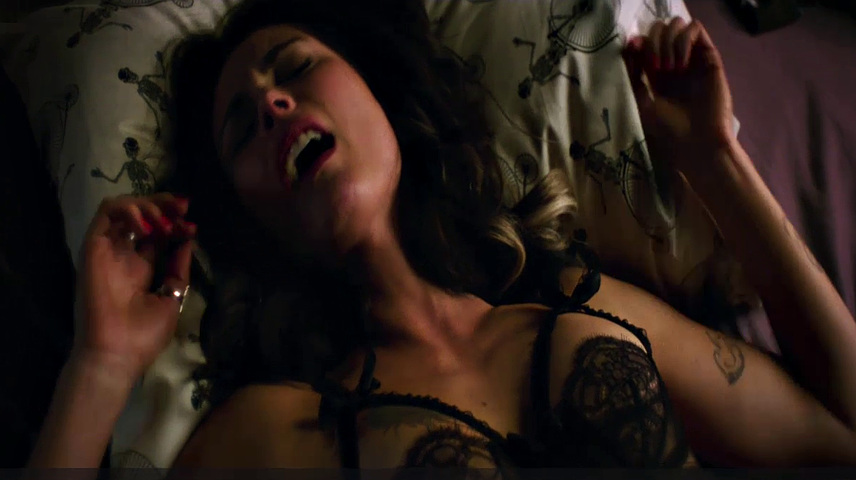 Morena Baccarin nude sex video