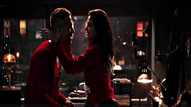 Morena Baccarin nude sex video