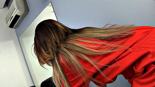 Transsexual Repairwoman Julia Steinkopf Uses Screwdrivers to Masturbate