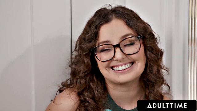 Adult Time - Horny Leana Lovings Skips Studying When Hot New Stepcousin Shows Up and Wants to Fuck
