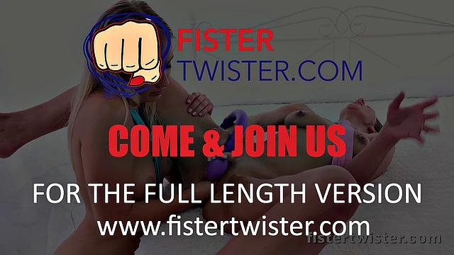 Fistertwister - Laura with Cayla