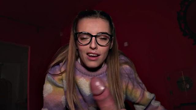 Sinful upskirt 21yo deepthroating bae before getting fucked