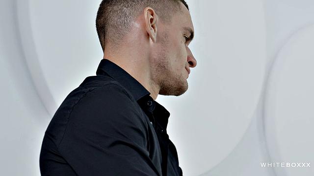 Horny girlfriend enjoys lover's big cock