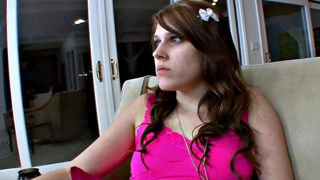 Sammy Brooks slips into MILF Bella's cunt