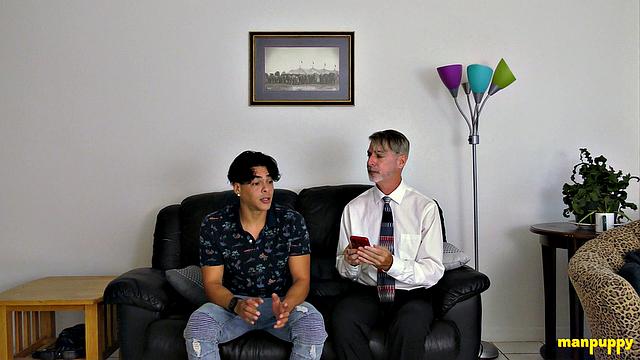 Pantsing Embarrassment from Hot Boss - Julian Jaden, Richard Lennox