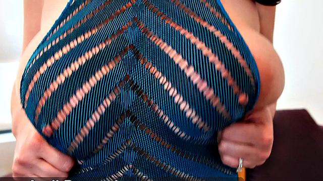 Andi Peacock: Deep in the Bush of the Perfect