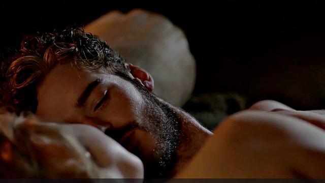 Holliday Grainger video